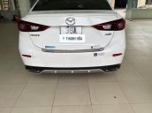 Bán xe Mazda 3 sản xuất năm 2015, màu trắng còn mới, 495tr