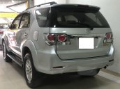 Cần bán Toyota Fortuner AT năm sản xuất 2012, xe giá thấp