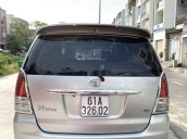 Cần bán lại xe Toyota Innova sản xuất năm 2009 còn mới, giá chỉ 305 triệu