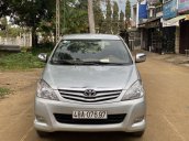 Cần bán lại xe Toyota Innova năm 2009 còn mới, giá chỉ 295 triệu