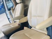 Bán ô tô Kia Sedona sản xuất 2018, màu trắng