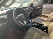 Cần bán lại xe Toyota Hilux 2016, màu đen, nhập khẩu nguyên chiếc, 660tr
