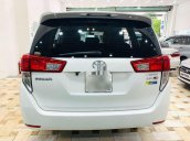 Cần bán xe Toyota Innova sản xuất năm 2018, màu trắng