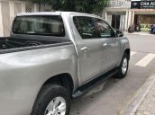 Cần bán lại xe Toyota Hilux năm sản xuất 2015, màu bạc, nhập khẩu