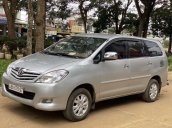 Cần bán lại xe Toyota Innova năm 2009 còn mới, giá chỉ 295 triệu