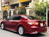 Bán ô tô Toyota Camry năm sản xuất 2019, nhập khẩu còn mới