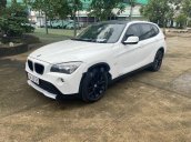 Bán BMW X1 2010, màu trắng, nhập khẩu còn mới