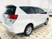 Cần bán xe Toyota Innova sản xuất năm 2018, màu trắng