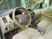 Cần bán xe Toyota Innova sản xuất năm 2011 còn mới, 376 triệu