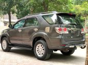 Cần bán xe Toyota Fortuner năm sản xuất 2012, máy xăng, số tự động