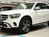 Mua xe Mercedes GLC 200, nhận ngay lì xì khủng giảm giá sốc + mua trả góp chỉ từ 300tr nhận xe