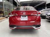 Bán xe Toyota Vios 1.5G màu đỏ, siêu lướt, xe gia đình mới đi 10.000km