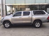 Bán Toyota Hilux 2.5L năm sản xuất 2015, màu bạc