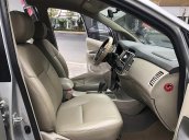 Cần bán Toyota Innova 2.0G sản xuất năm 2014, màu bạc