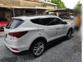 Xe Hyundai Santa Fe đời 2018, màu trắng ít sử dụng, giá tốt