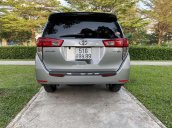 Cần bán Toyota Innova đời 2019, màu bạc