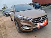 Cần bán Hyundai Tucson đời 2019, màu nâu chính chủ