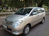 Xe Toyota Innova năm 2010 còn mới