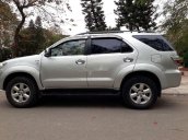 Cần bán gấp Toyota Fortuner sản xuất 2010 còn mới