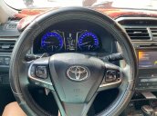 Xe Toyota Camry sản xuất năm 2016, màu đen chính chủ, giá chỉ 860 triệu