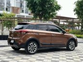 Cần bán lại chiếc Hyundai i20 Active sản xuất năm 2016