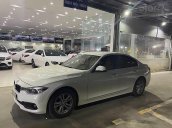 Cần bán gấp BMW 3 Series năm 2016, màu trắng còn mới