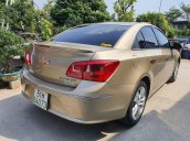 Cần bán Chevrolet Cruze sản xuất năm 2016, màu vàng, giá tốt