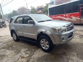 Xe Toyota Fortuner năm sản xuất 2009 còn mới