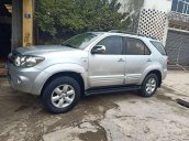 Xe Toyota Fortuner năm sản xuất 2009 còn mới