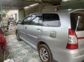 Bán xe Toyota Innova năm sản xuất 2015 còn mới