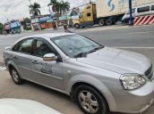 Cần bán Chevrolet Lacetti sản xuất 2013 còn mới, giá tốt