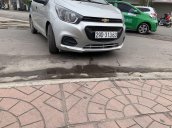 Bán Chevrolet Spark năm 2018, màu bạc còn mới