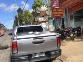 Xe Toyota Hilux sản xuất năm 2019, màu bạc, xe nhập còn mới, giá 660tr