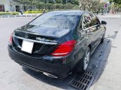 Cần bán gấp Mercedes C class sản xuất 2016, màu đen còn mới