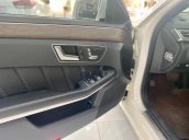 Cần bán gấp Mercedes E 200 đời 2015, màu trắng