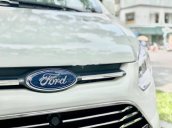 Cần bán xe Ford Tourneo sản xuất năm 2019 còn mới