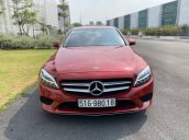 Cần bán lại xe Mercedes C200 sản xuất 2019, màu đỏ, nhập khẩu nguyên chiếc