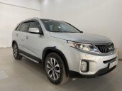 Cần bán gấp Kia Sorento 2.4 AT sản xuất năm 2017