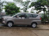 Bán ô tô Toyota Innova sản xuất 2016, xe chính chủ giá thấp