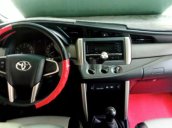 Cần bán lại xe Toyota Innova sản xuất năm 2019 còn mới