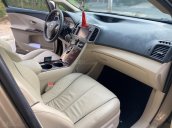 Toyota Venza 2.7AT, màu nâu da lươn, nội thất kem da zin nguyên bản, sản xuất cuối 2011, chạy 69.000km, bản Full Option