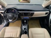 Cần bán gấp Toyota Corolla Altis năm 2015, màu bạc