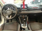 Bán Mazda 2 sản xuất năm 2018, màu trắng