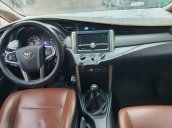 Cần bán xe Toyota Innova năm sản xuất 2016 còn mới giá cạnh tranh