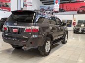 Bán Toyota Fortuner 2.7AT sản xuất năm 2010, 495 triệu