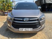 Cần bán lại xe Toyota Innova sản xuất 2019 còn mới, 695tr