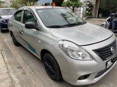 Bán xe Nissan Sunny sản xuất 2013 còn mới, 215tr