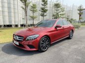 Cần bán lại xe Mercedes C200 sản xuất 2019, màu đỏ, nhập khẩu nguyên chiếc