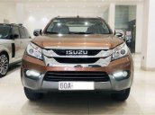 Xe Isuzu mu-X năm 2017 còn mới, giá 605tr