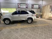 Cần bán xe Toyota Fortuner sản xuất năm 2011 còn mới, 510tr